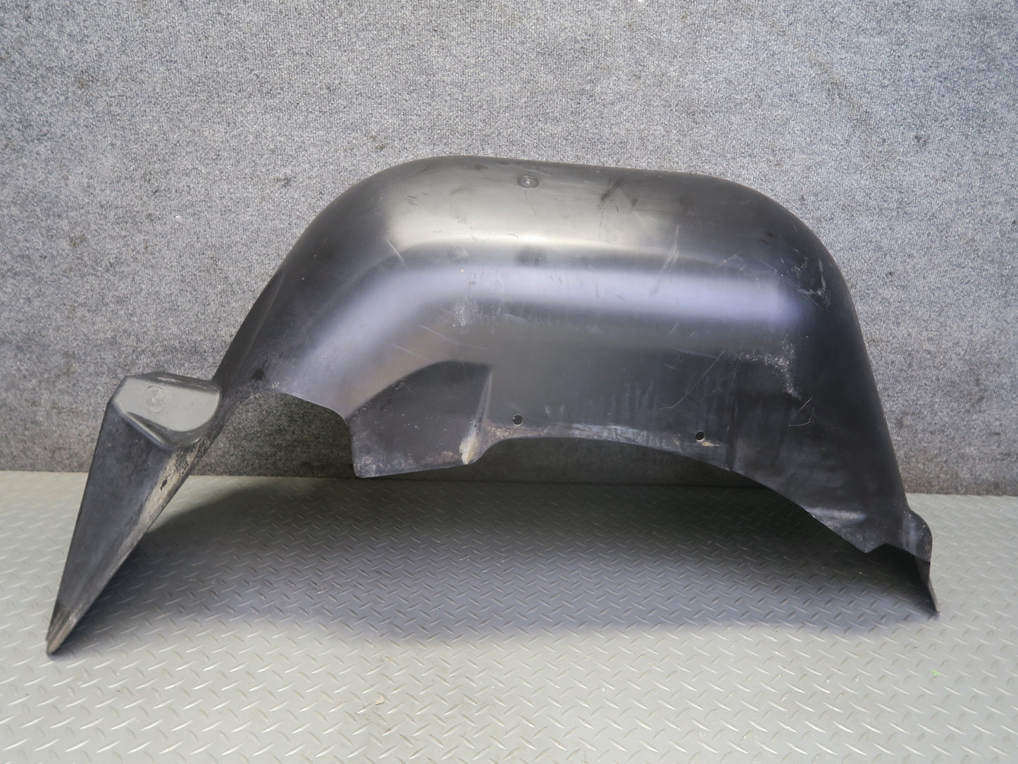 2003-2009 Hummer H2 Rear Left Wheel Fender Liner Splash Guard Shield 15111879