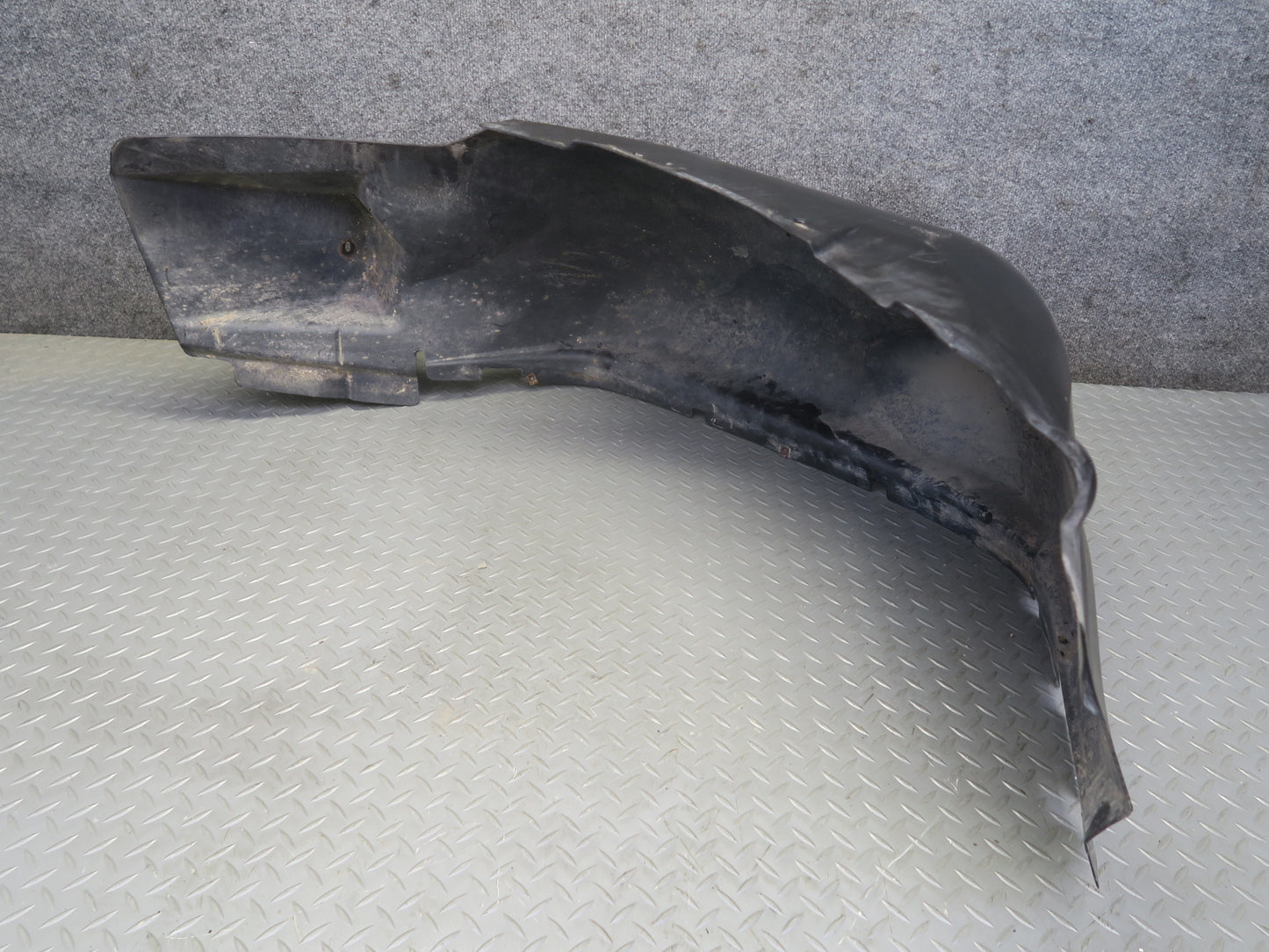 2003-2009 Hummer H2 Rear Left Wheel Fender Liner Splash Guard Shield 15111879