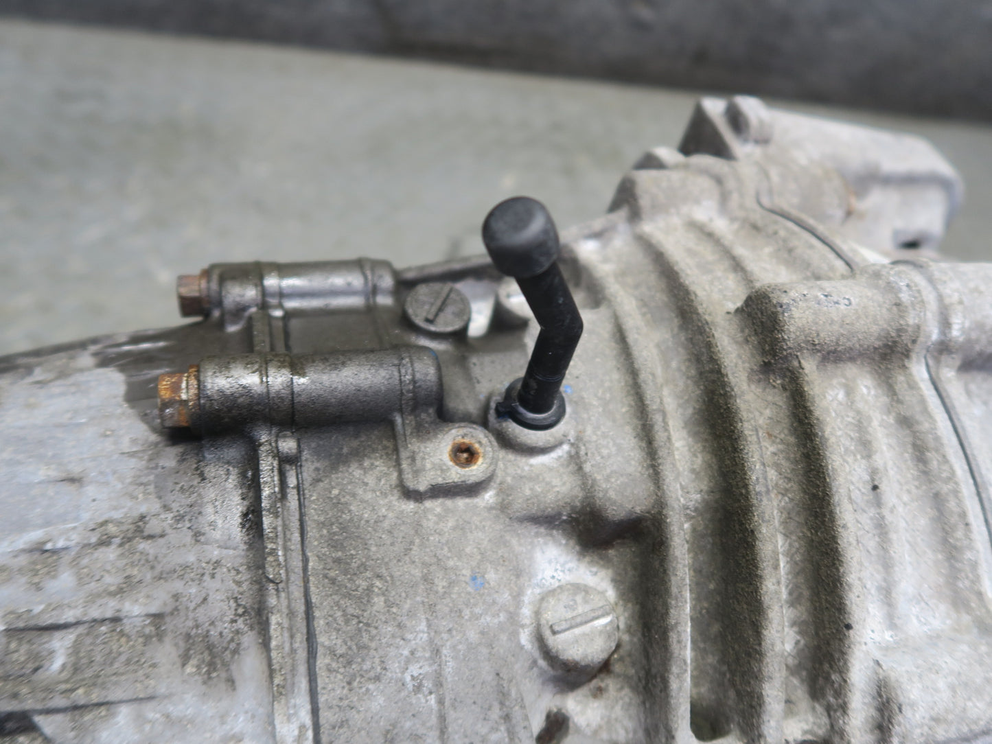 2010-2014 BMW E70 E71 X5M X6M AWD Rear Differential Carrier 3.91 Ratio 7597990