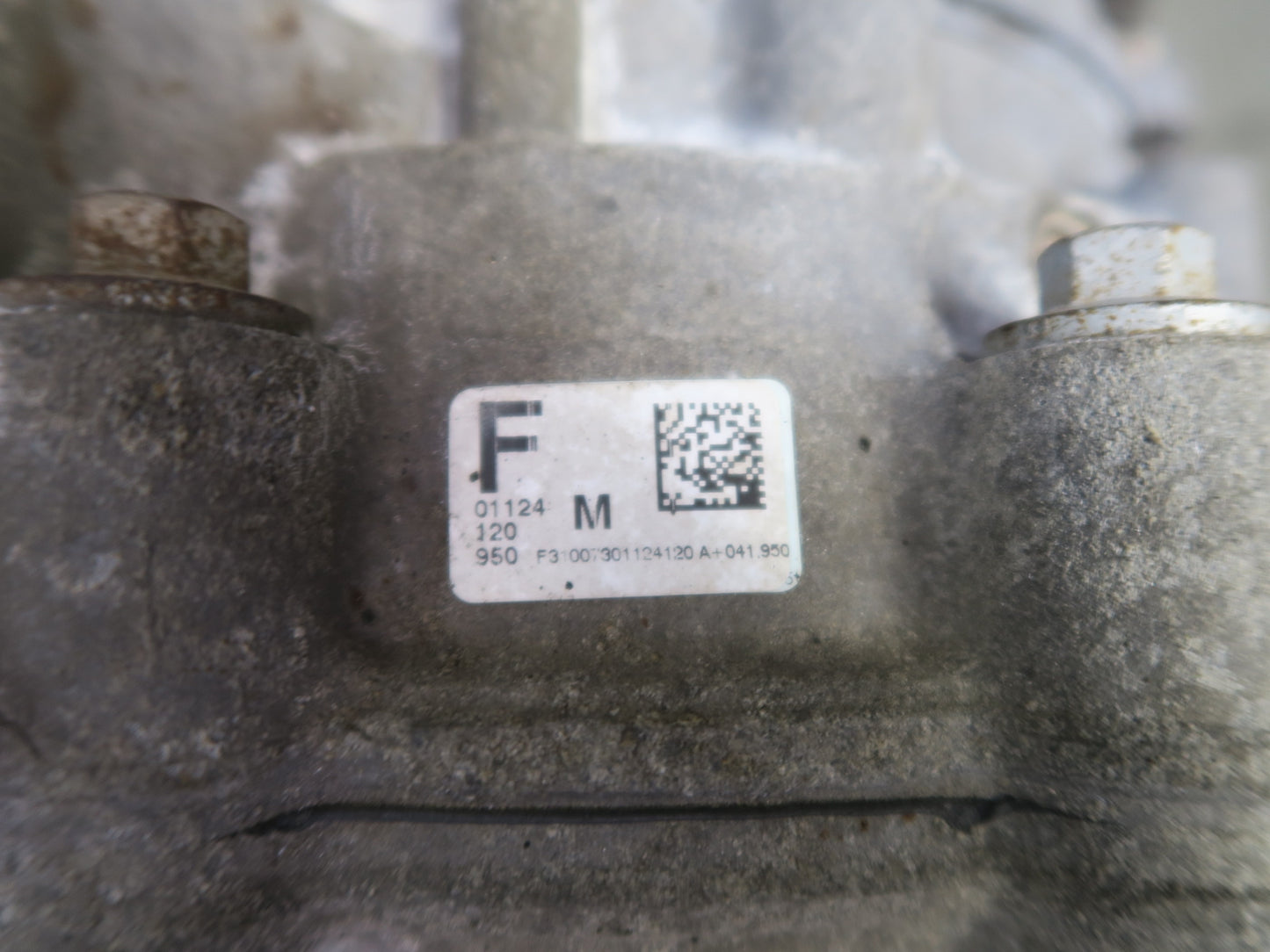 2010-2014 BMW E70 E71 X5M X6M AWD Rear Differential Carrier 3.91 Ratio 7597990