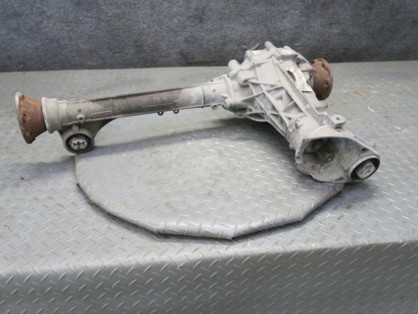 2011-2018 Porsche Cayenne 958 Hybrid AWD AGT Front Differential Carrier 3.27