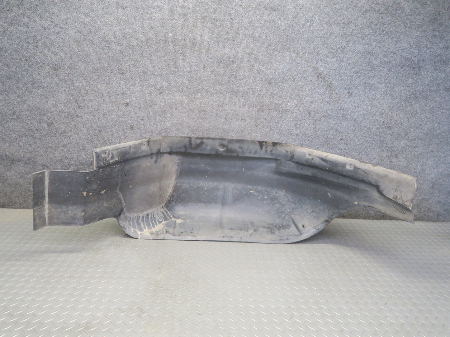 2002-2018 Mercedes W463 G500 G550 Rear Right Fender Liner Splash Shield