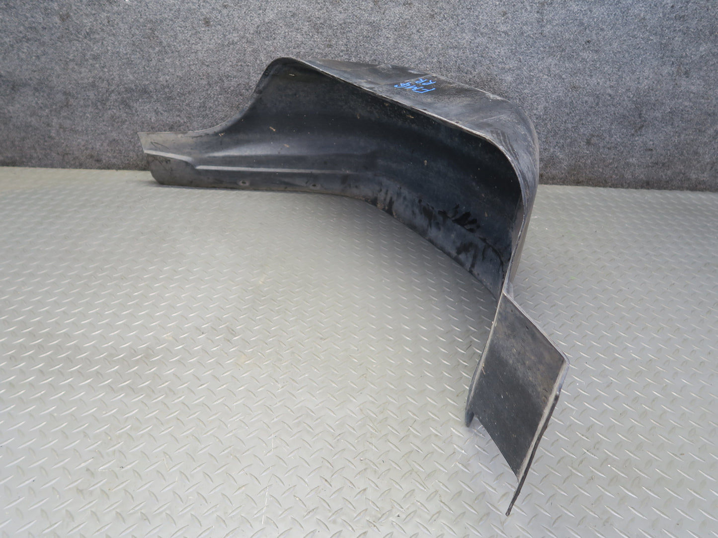 2002-2018 Mercedes W463 G500 G550 Rear Right Fender Liner Splash Shield