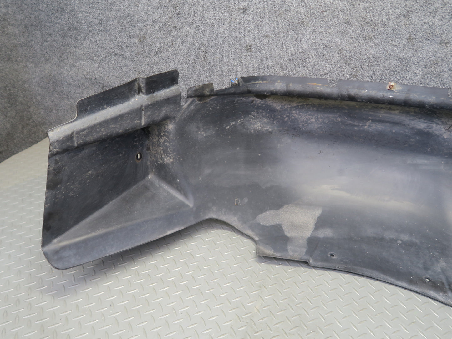 2003-2009 Hummer H2 Rear Right Wheel Fender Liner Splash Guard Shield 15111880