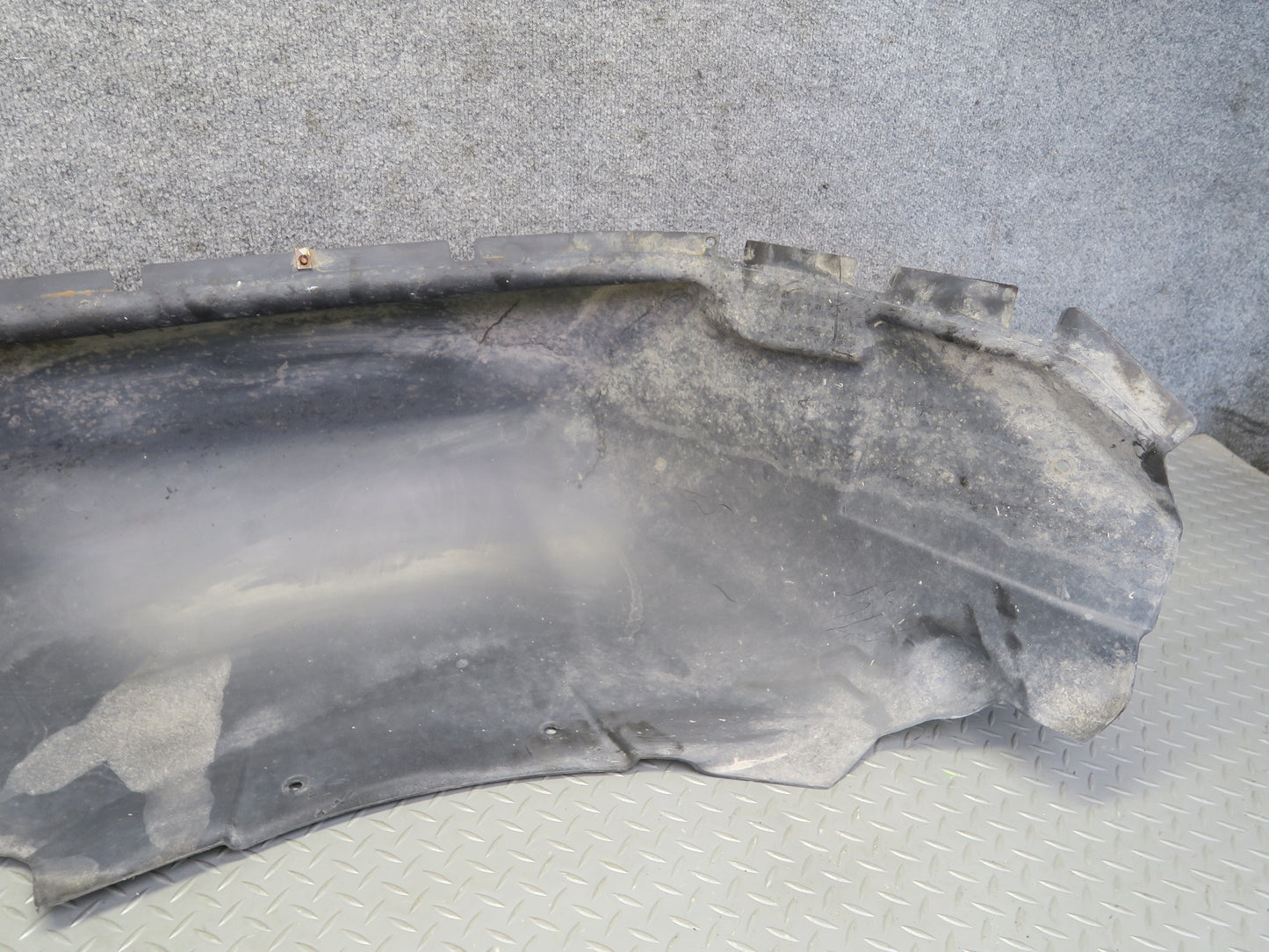 2003-2009 Hummer H2 Rear Right Wheel Fender Liner Splash Guard Shield 15111880