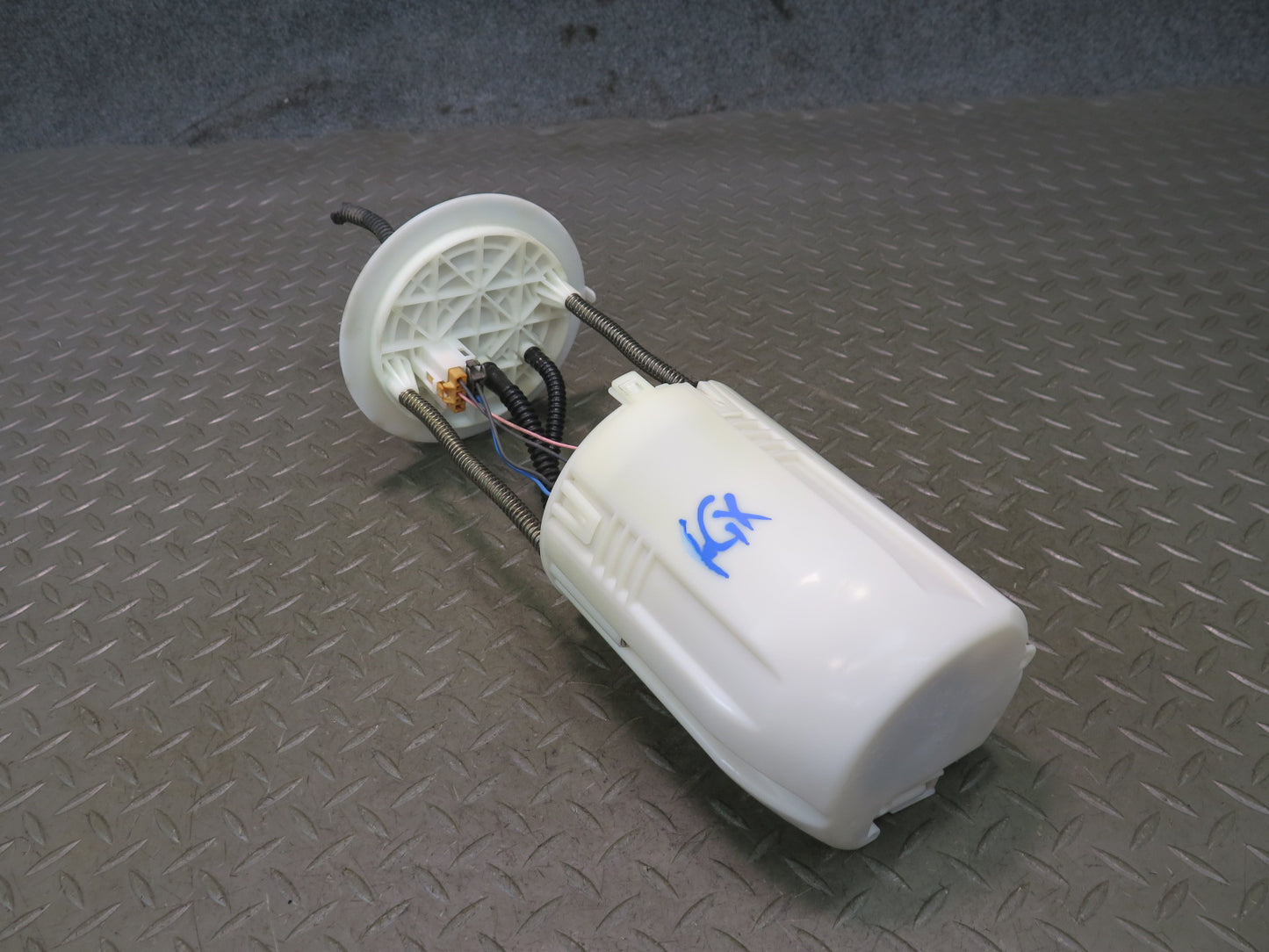 2005-2007 Lexus UZJ120L GX470 Fuel Pump Level Sensor Assembly