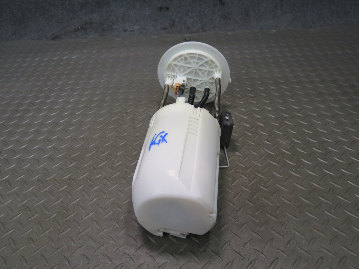 2005-2007 Lexus UZJ120L GX470 Fuel Pump Level Sensor Assembly
