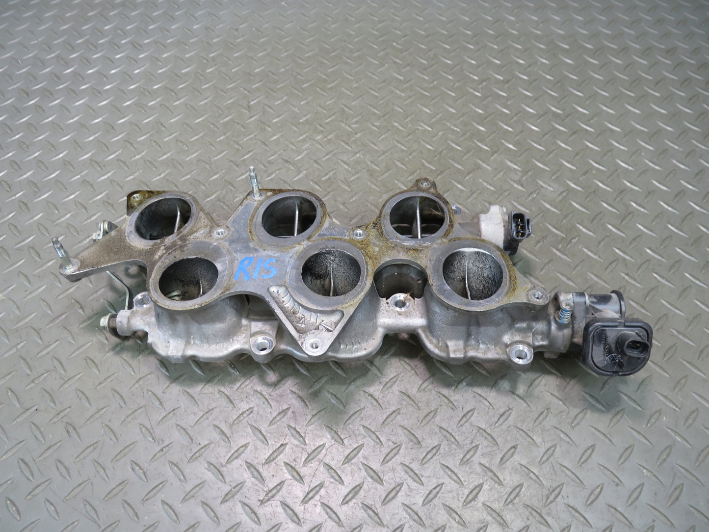 06-13 Lexus GSE20L IS250 4GRFSE 2.5L Lower Air Intake Manifold OEM