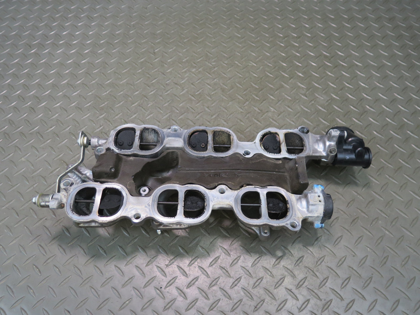 06-13 Lexus GSE20L IS250 4GRFSE 2.5L Lower Air Intake Manifold OEM