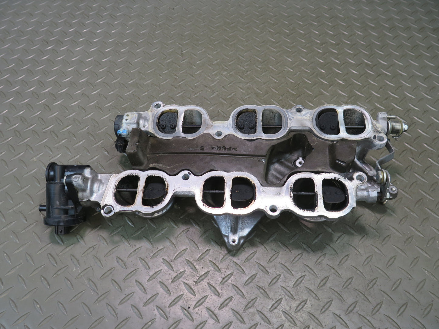 06-13 Lexus GSE20L IS250 4GRFSE 2.5L Lower Air Intake Manifold OEM