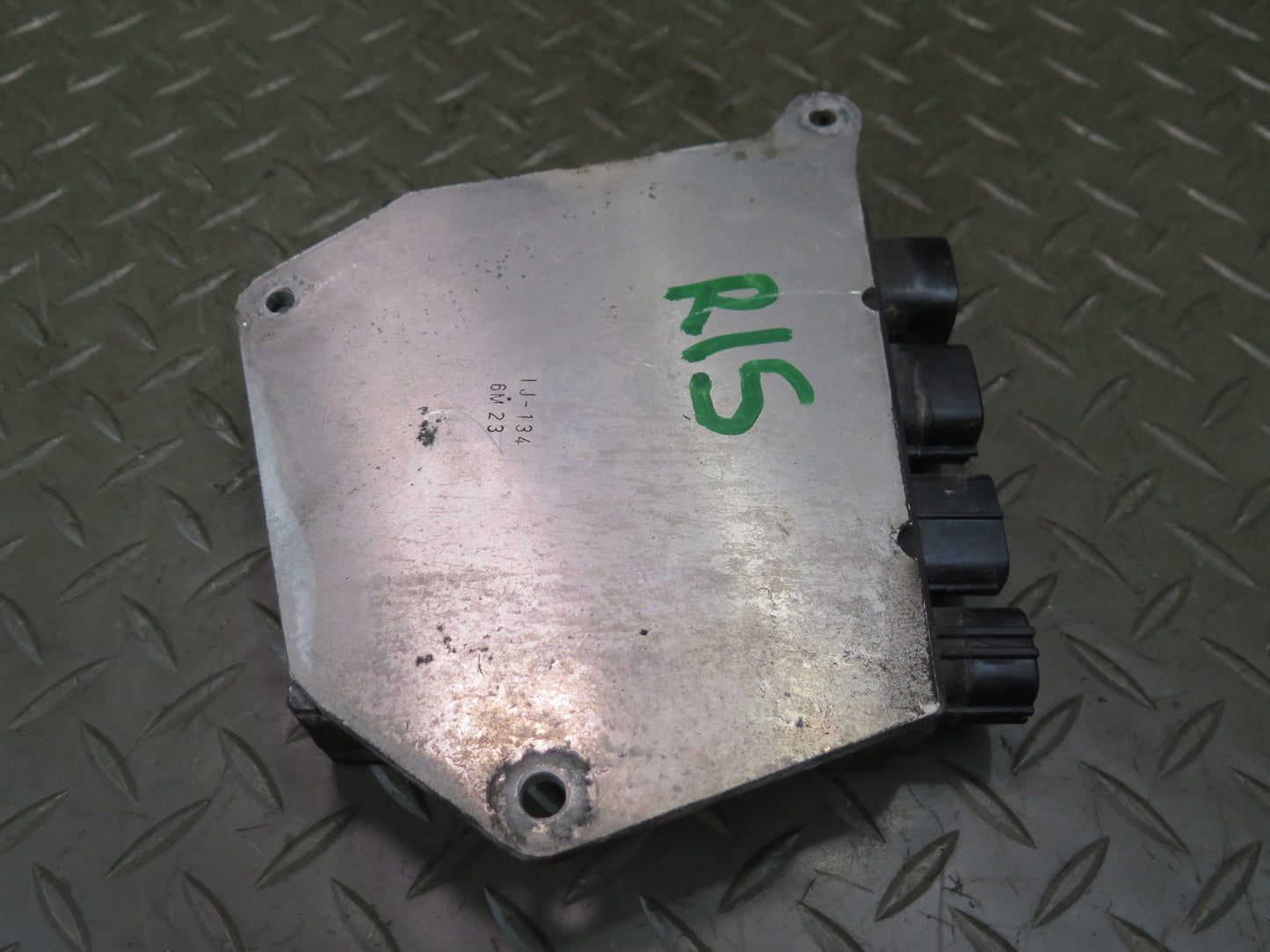 06-13 Lexus IS250 GSE20L 2GRFSE Injector Control Module ECU 89871-30030 OEM