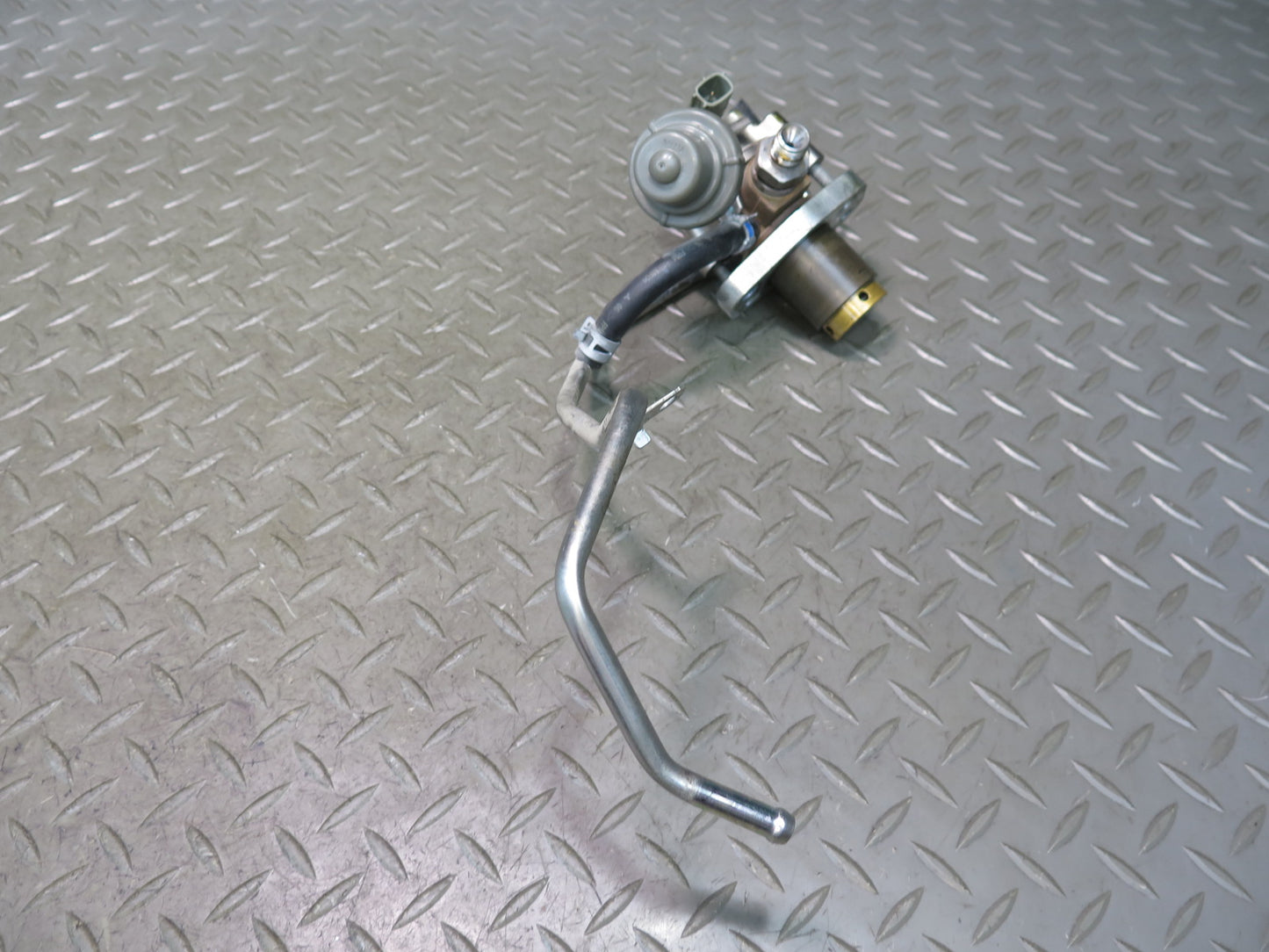 10-13 Lexus GSE20L IS250 2.5L 4GRFSE High Pressure Fuel Pump w Pipe Line Set OEM