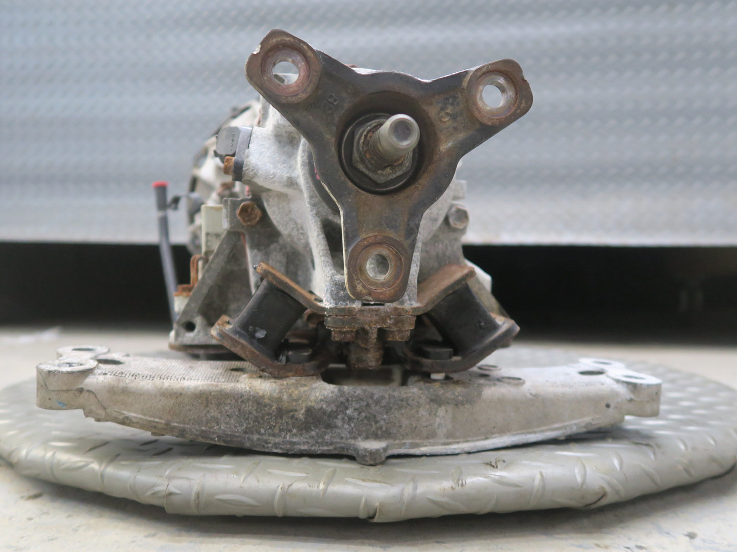 01-03 Lexus UCF30L LS430 3UZFE RWD A650E A/T Automatic Transmission 130K OEM