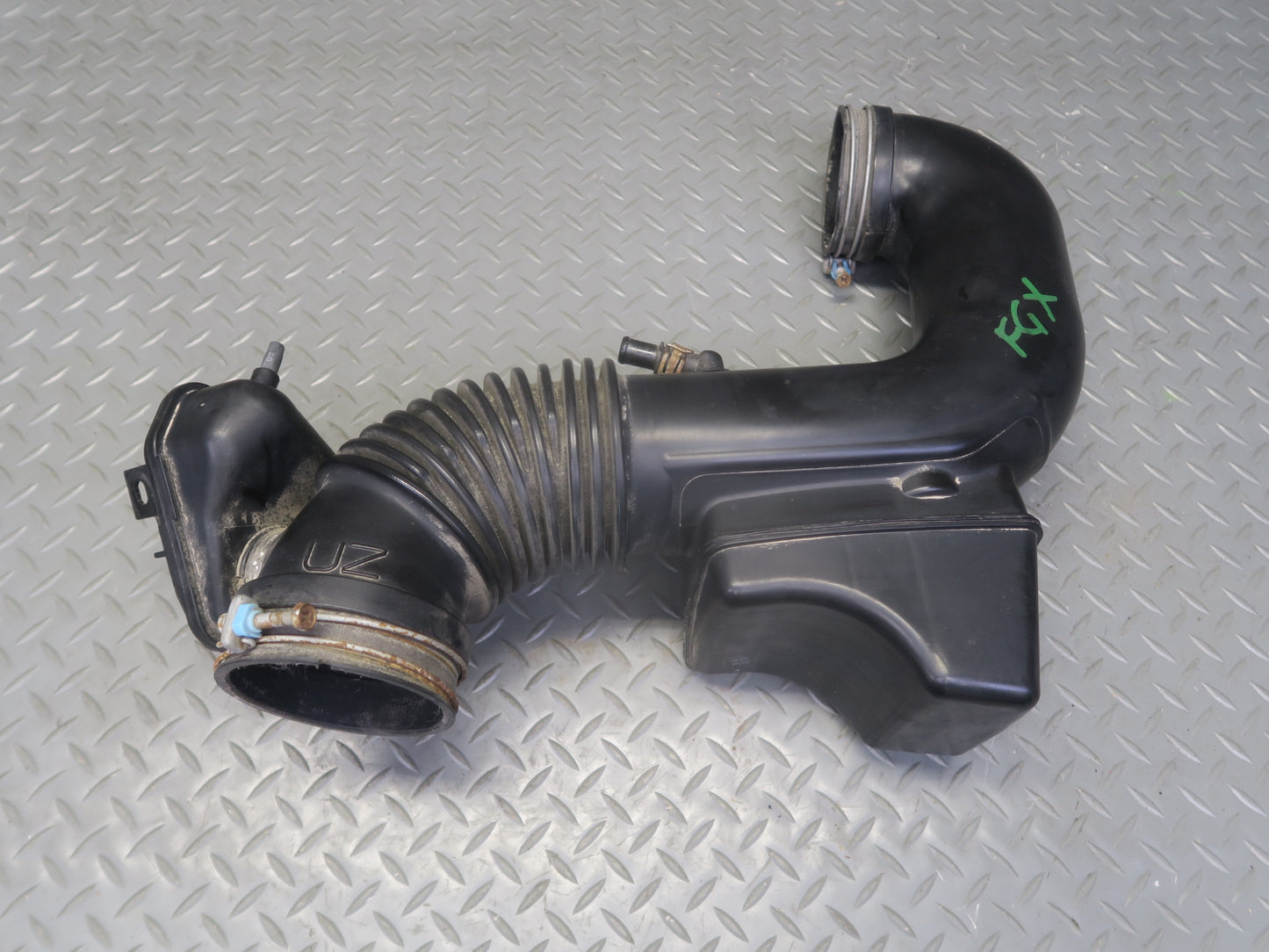 2005-2009 Lexus UZJ120L GX470 Air Intake Resonator Hose Pipe Line 17880-50061