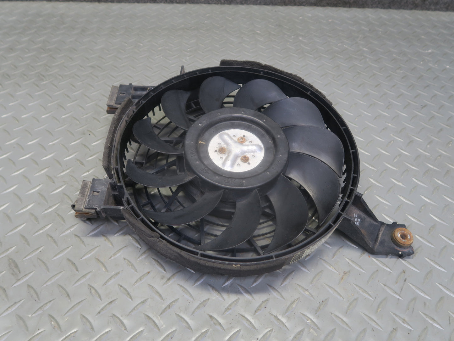 2003-2009 Lexus UZJ120L GX470 A/C Condenser Cooling Fan Motor