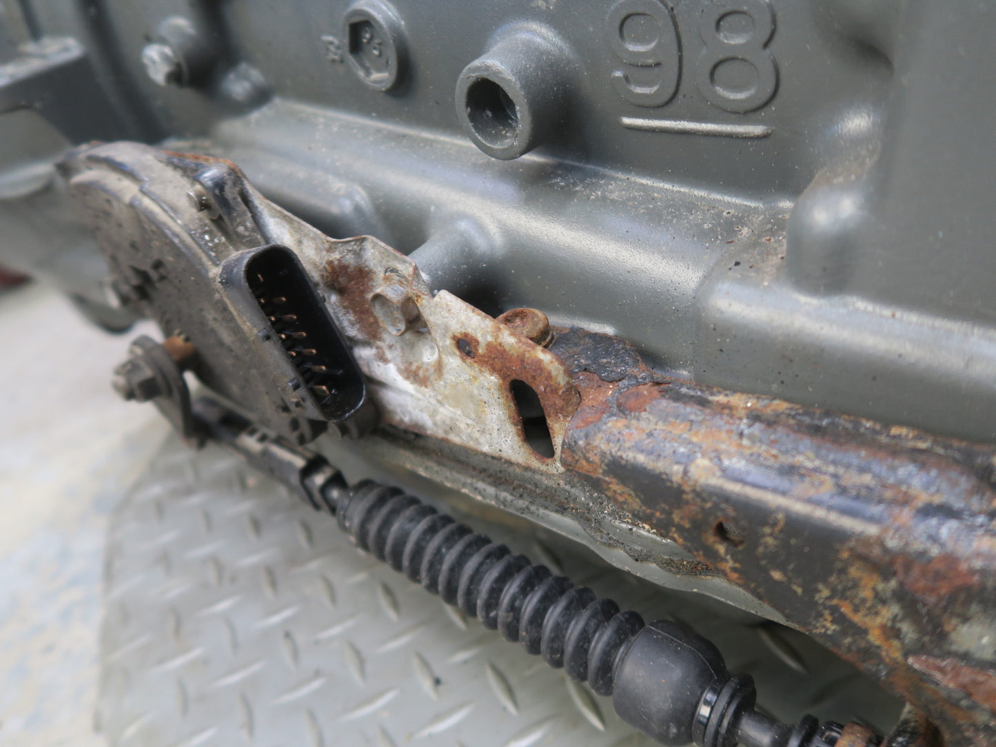 2005-2007 Hummer H2 AWD 4L65E A/T 4-SPEED Automatic Transmission