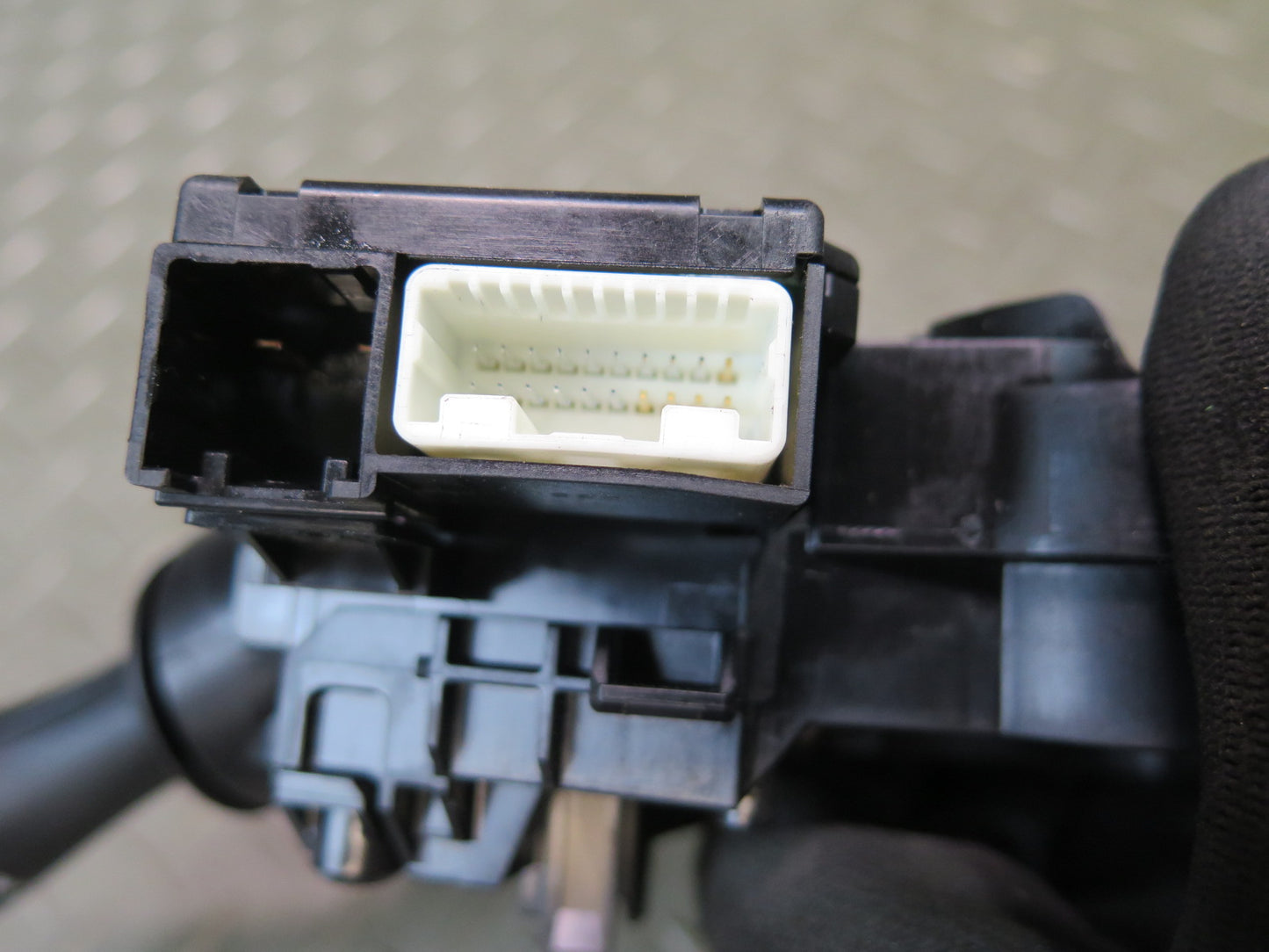 15-25 Lexus GSC16L RC350 RC300 Steering Column Turn Signal Wiper Switch OEM