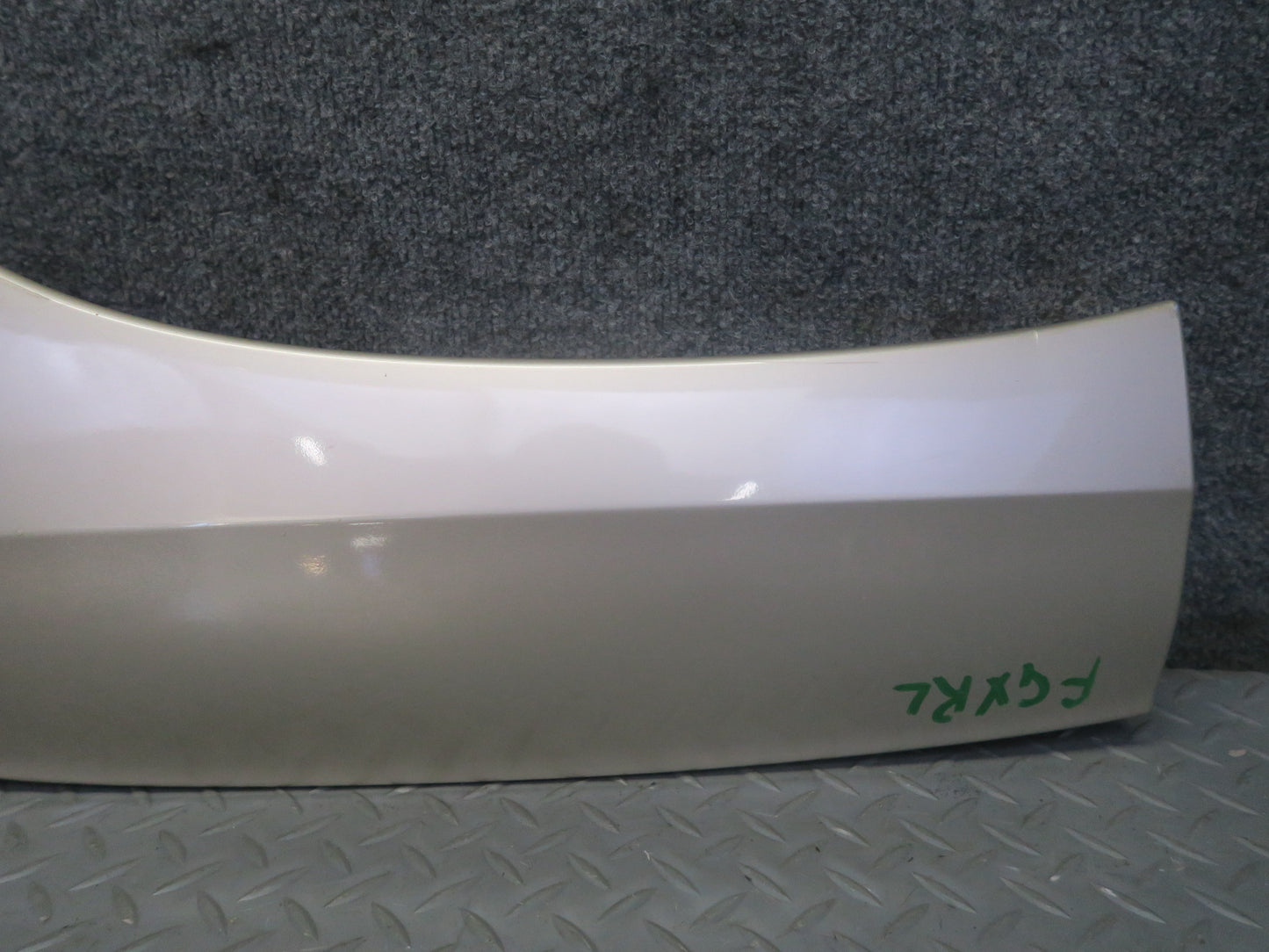 2003-2009 Lexus UZJ120L GX470 Rear Left Fender Flare Trim Molding Cover