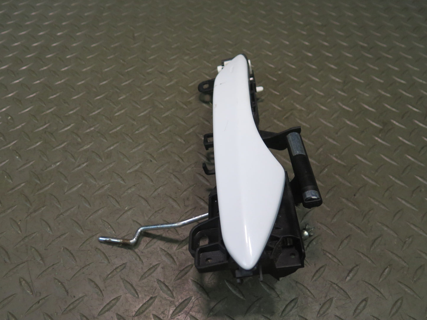 15-25 Lexus GSC16L RC350 RC300 Front Left Door Exterior Handle White OEM
