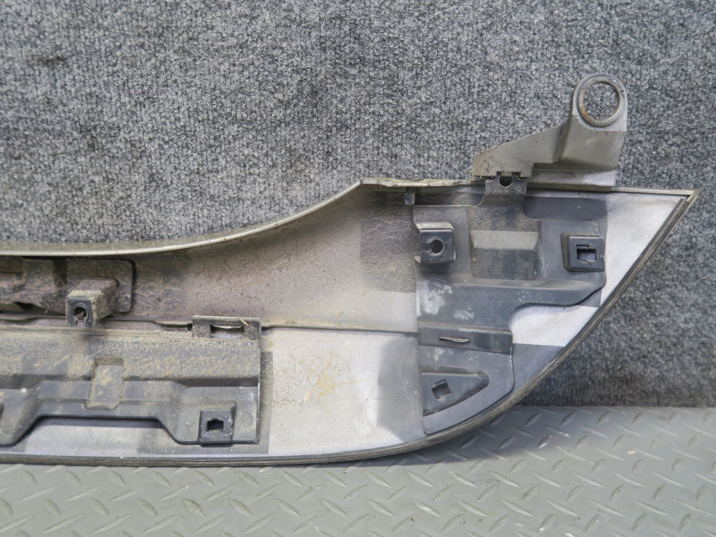 2003-2009 Lexus UZJ120L GX470 Rear Left Fender Flare Trim Molding Cover
