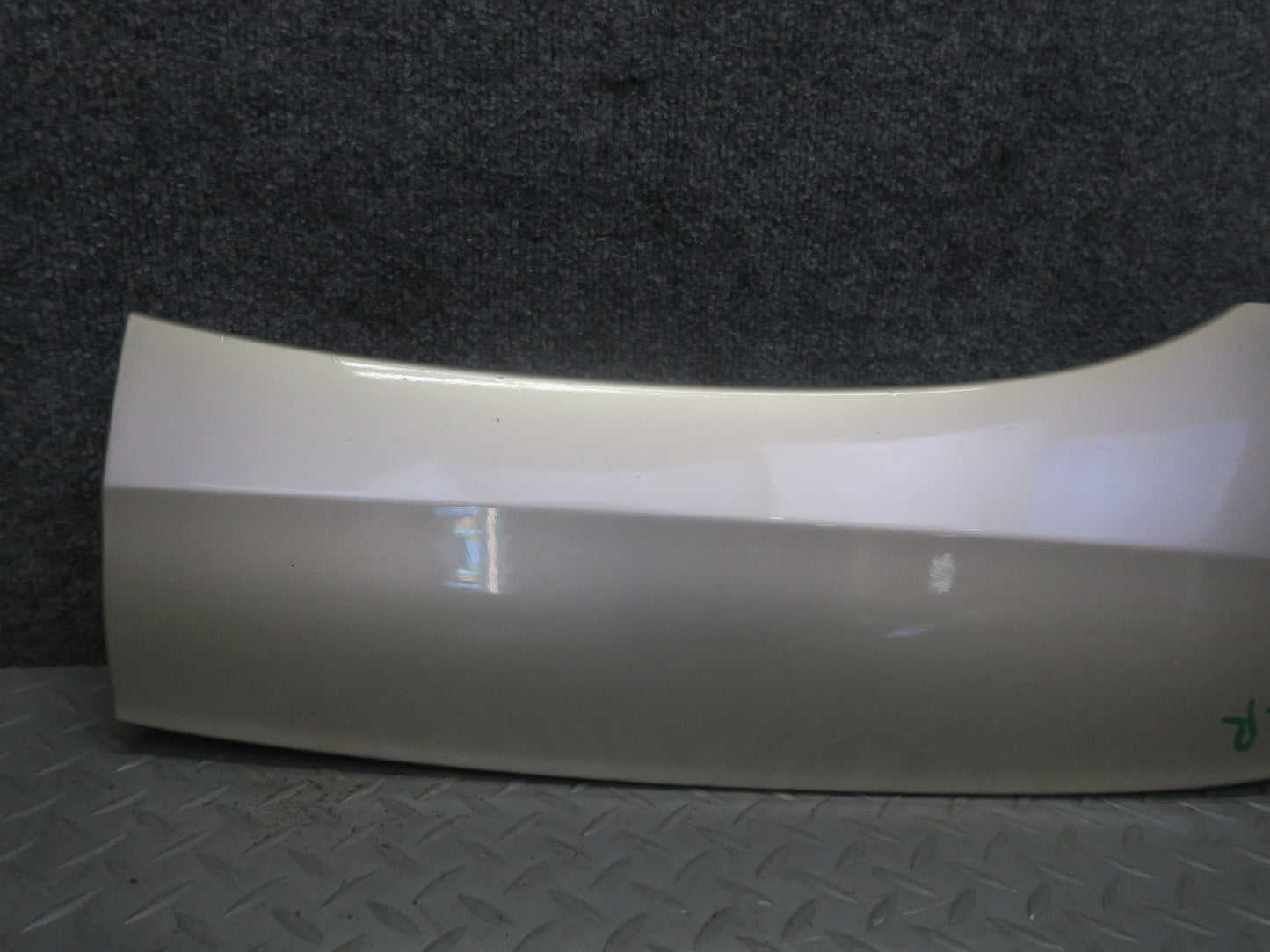 2003-2009 Lexus UZJ120L GX470 Rear Right Fender Flare Trim Molding Cover