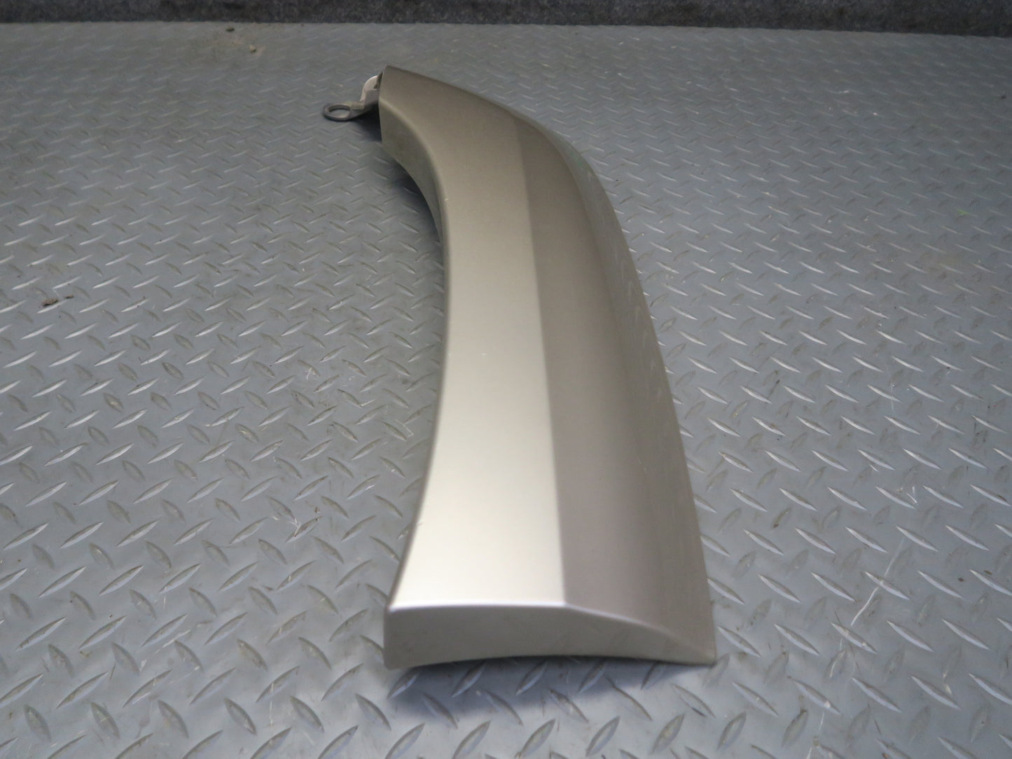 2003-2009 Lexus UZJ120L GX470 Rear Right Fender Flare Trim Molding Cover