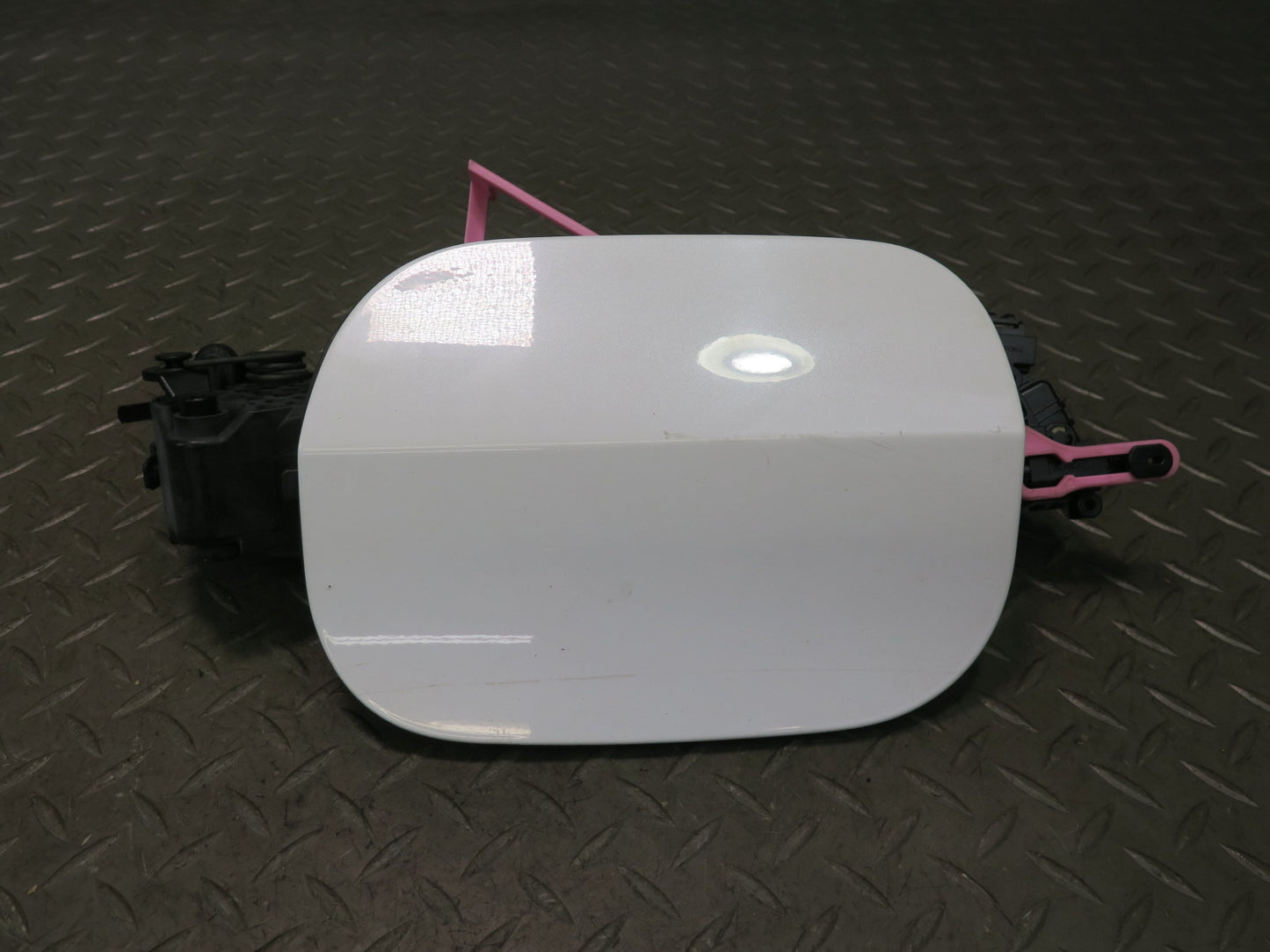 15-25 Lexus GSC16L RC350 RC300 Fuel Tank Filler Door Lid Cover White w Cap OEM