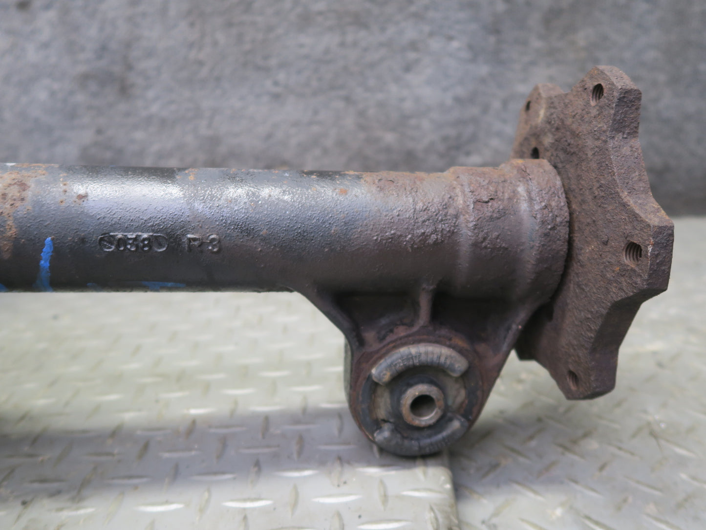 2003-2007 Hummer H2 4WD 4x4 Front Differential Carrier 4.10 Ratio
