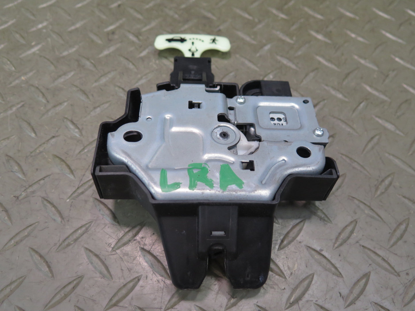 15-25 Lexus GSC16L RC300 Rear Trunk Lid Lock Latch Actuator OEM