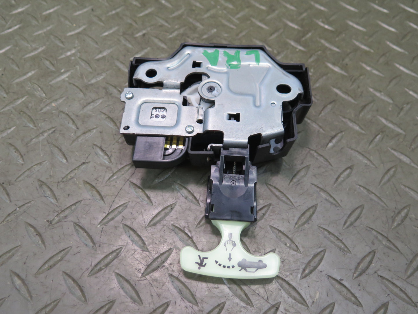 15-25 Lexus GSC16L RC300 Rear Trunk Lid Lock Latch Actuator OEM