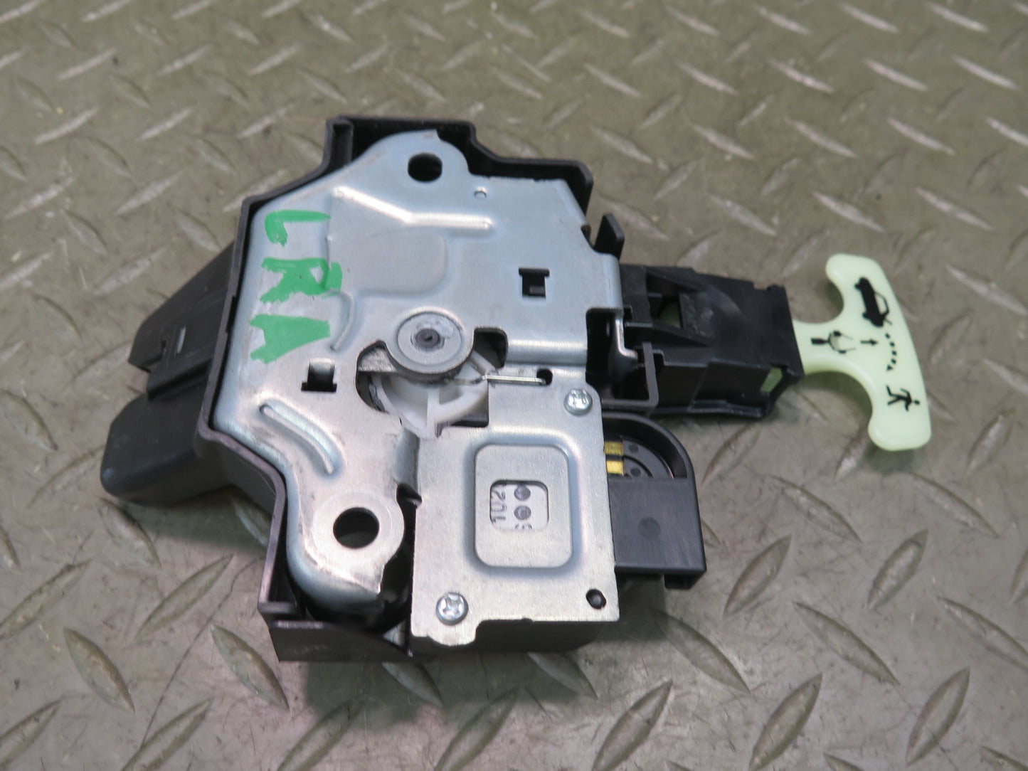 15-25 Lexus GSC16L RC300 Rear Trunk Lid Lock Latch Actuator OEM