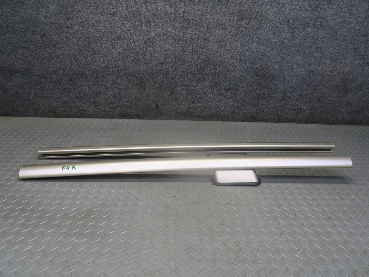2003-2009 Lexus UZJ120L GX470 Left & Right Roof Rack Rail Set of 2