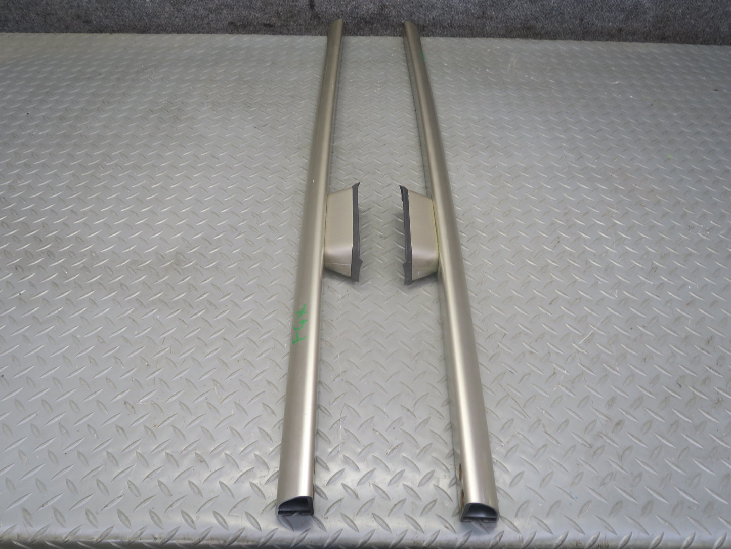 2003-2009 Lexus UZJ120L GX470 Left & Right Roof Rack Rail Set of 2
