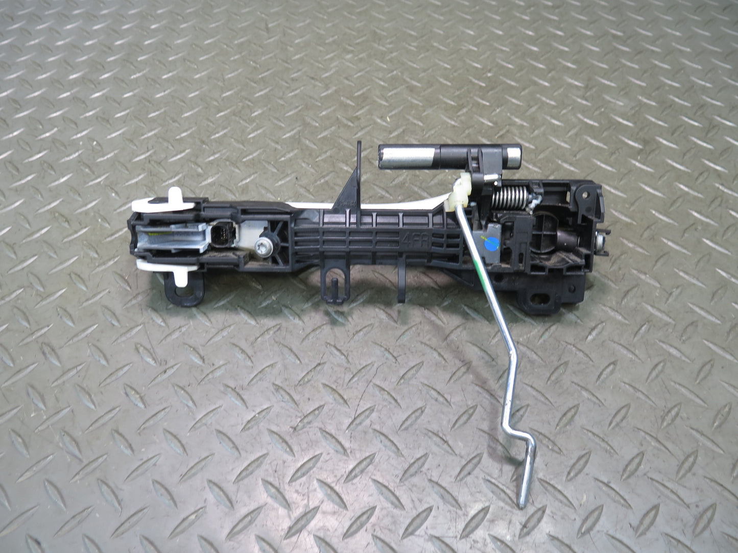 15-25 Lexus GSC16L RC350 RC300 Front Right Door Exterior Handle White OEM