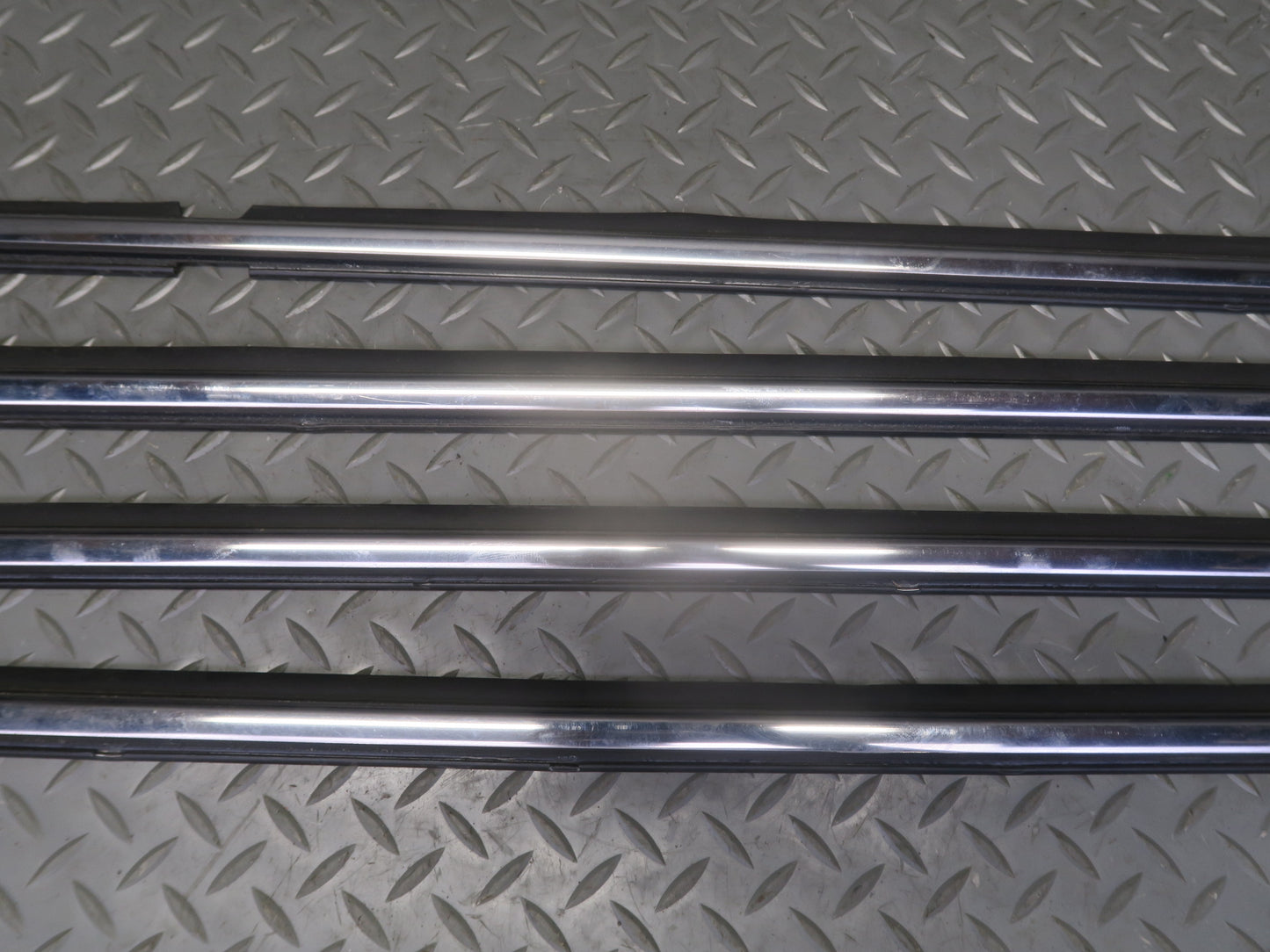 2003-2009 Lexus UZJ120L GX470 Door & Rear Quarter Window Belt Weatherstrip Set