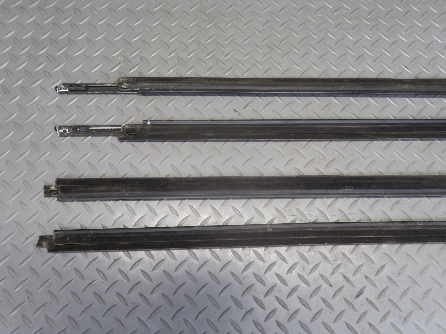 2003-2009 Lexus UZJ120L GX470 Door & Rear Quarter Window Belt Weatherstrip Set