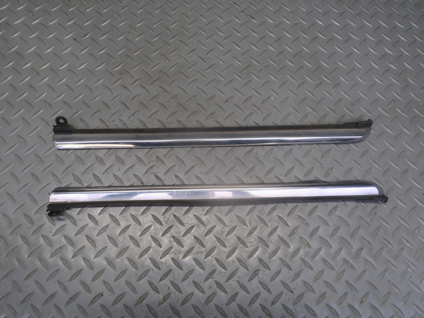 2003-2009 Lexus UZJ120L GX470 Door & Rear Quarter Window Belt Weatherstrip Set