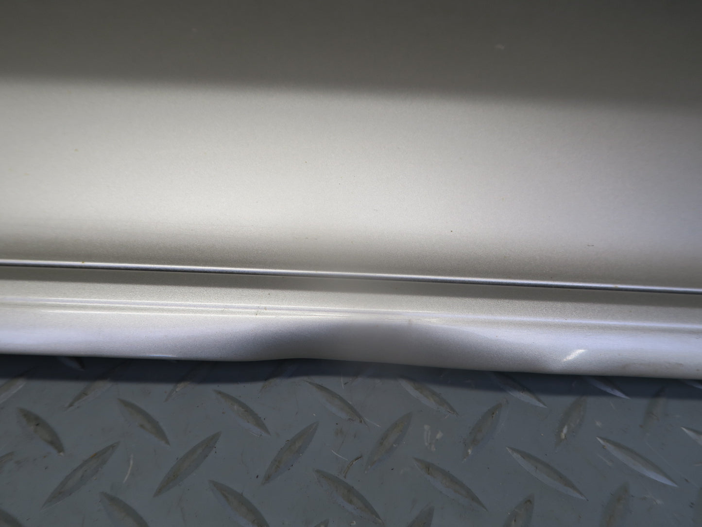 2003-2009 Lexus UZJ120L GX470 Front Left Door Trim Molding Cover 75732-60170