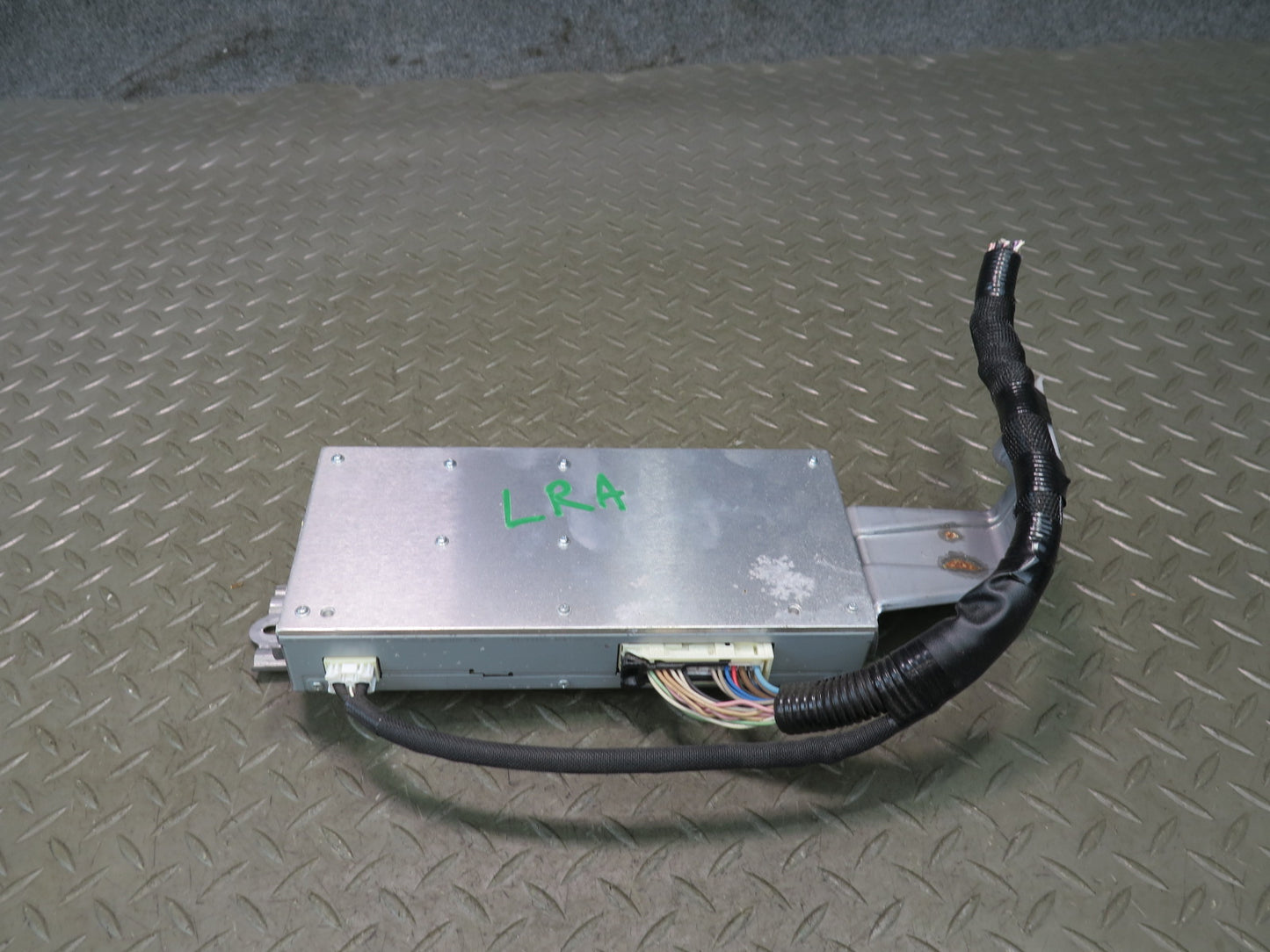 15-17 Lexus GSC16L RC300 RC350 Pioneer Factory Audio Amplifier 86280-24260 OEM