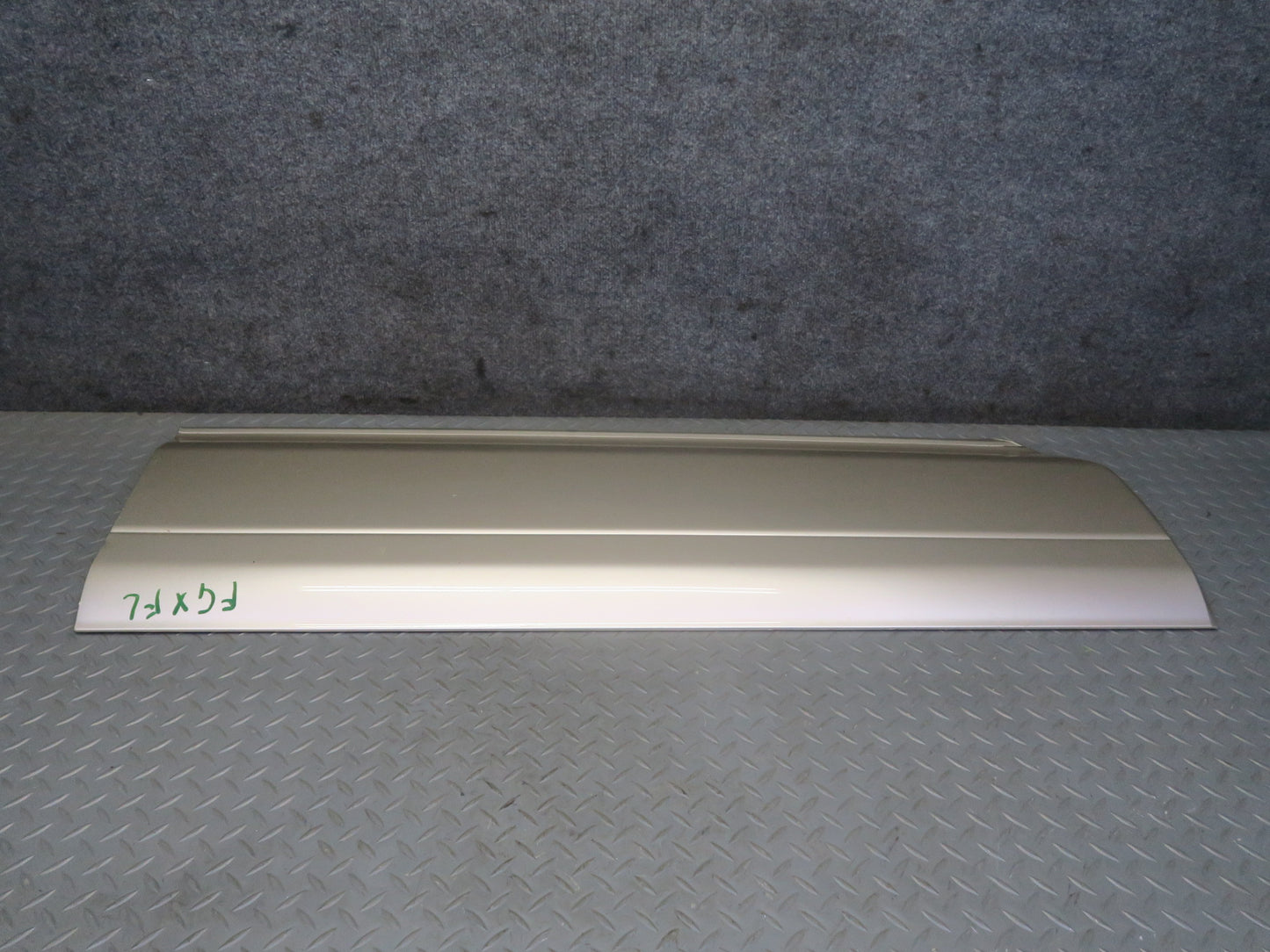 2003-2009 Lexus UZJ120L GX470 Front Left Door Trim Molding Cover 75732-60170