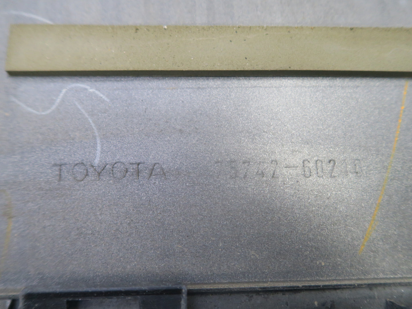 2003-2009 Lexus UZJ120L GX470 Rear Left Door Trim Molding Cover 75742-60210