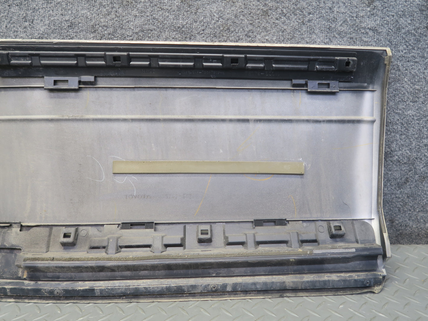 2003-2009 Lexus UZJ120L GX470 Rear Left Door Trim Molding Cover 75742-60210