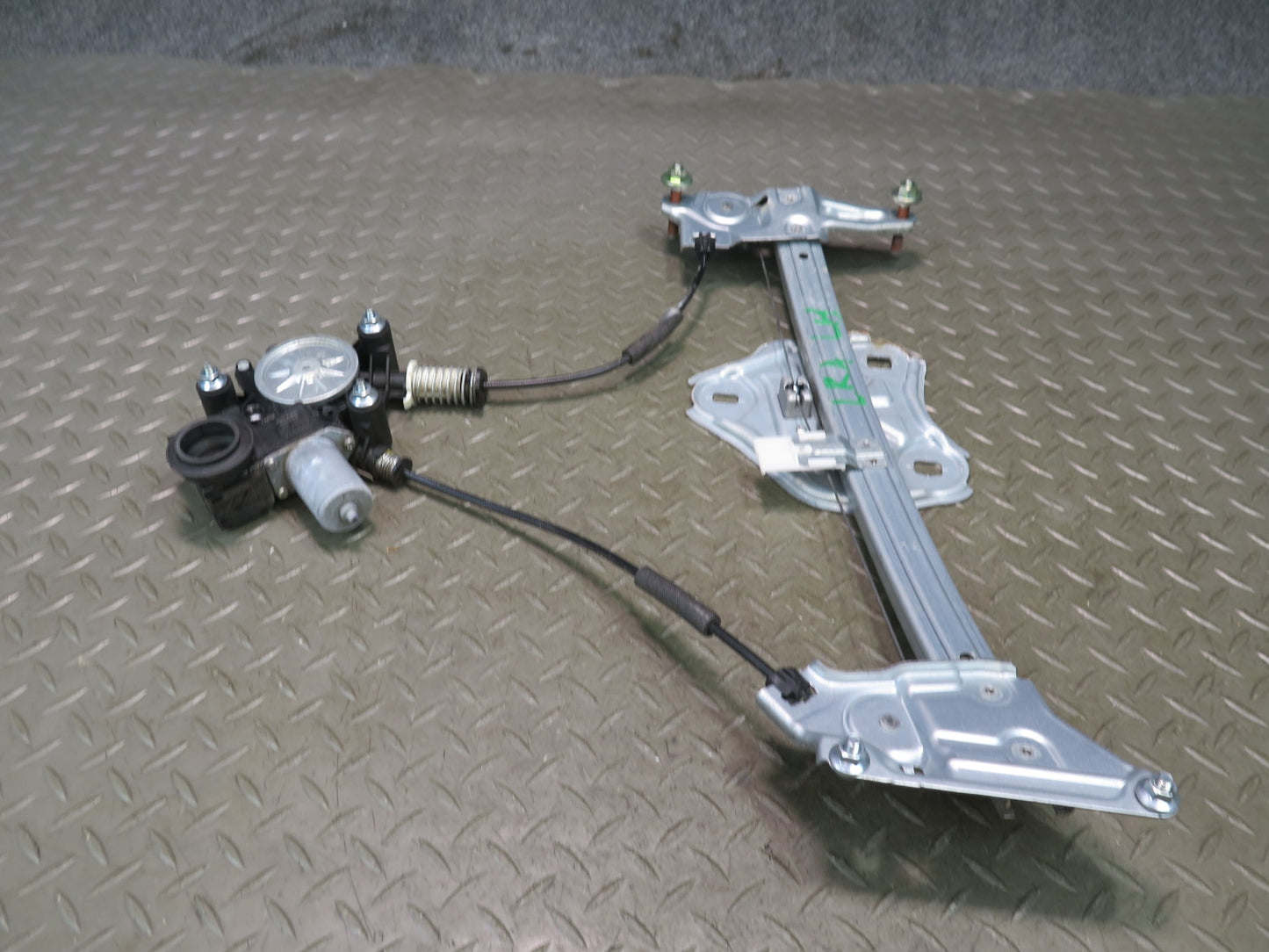 15-25 Lexus GSC16L RC350 RC300 Left Driver Door Window Regulator w Motor OEM