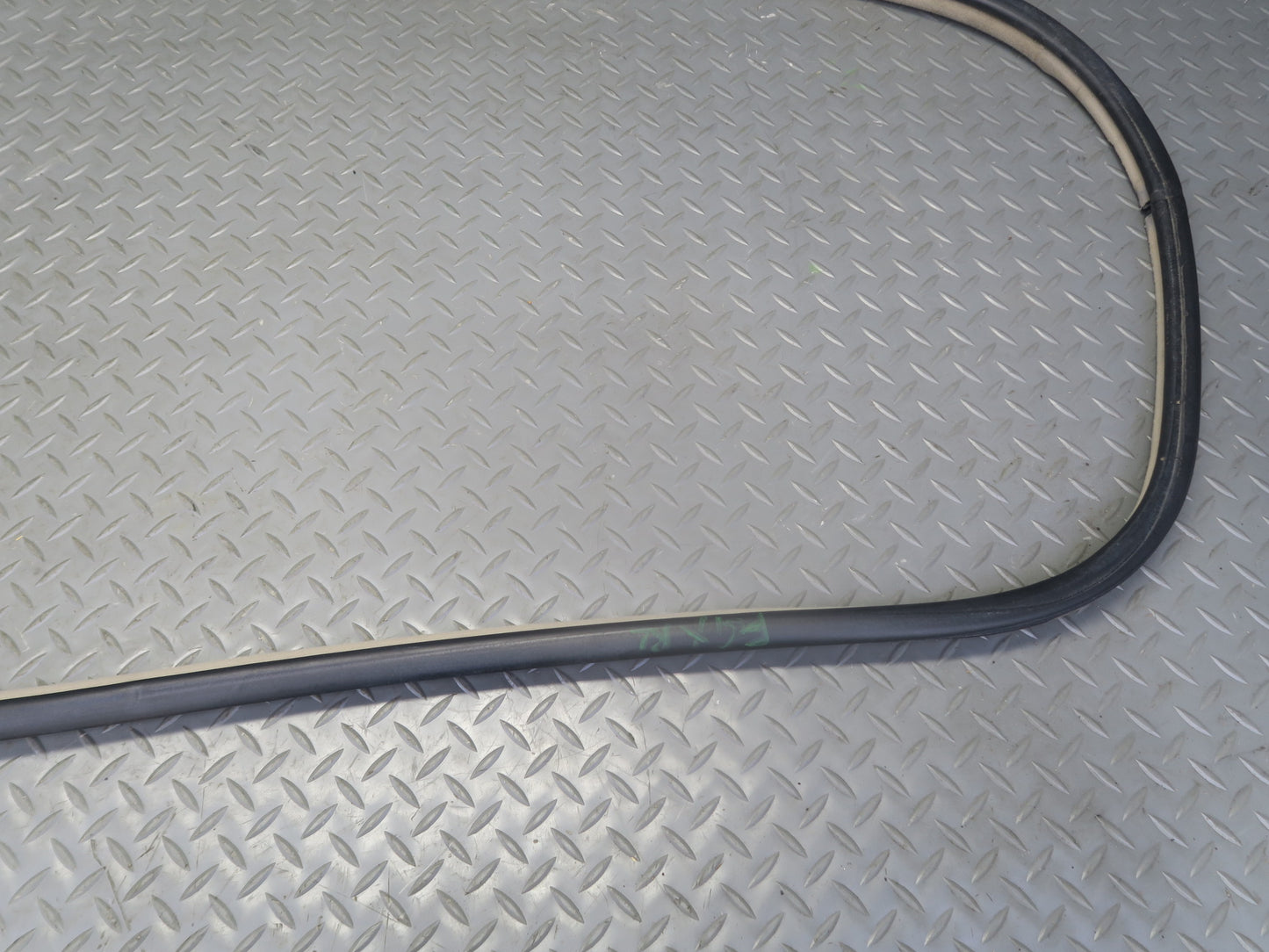 2003-2009 Lexus UZJ120L GX470 Rear Left Door Weatherstrip Rubber Seal Gasket
