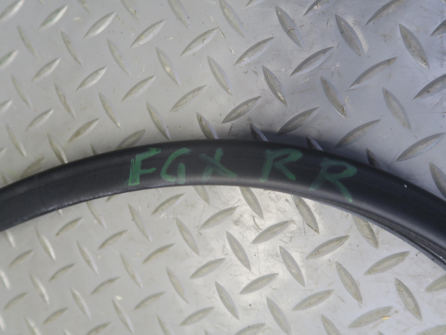 2003-2009 Lexus UZJ120L GX470 Rear Right Door Weatherstrip Rubber Seal Gasket