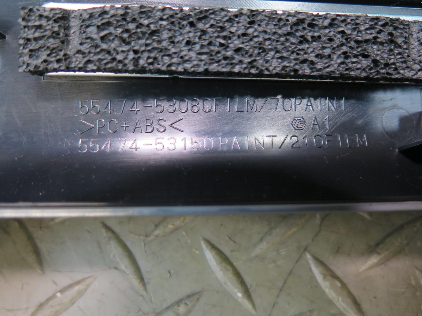 15-19 Lexus GSC16L RC350 RC300 F Sport Front Right Dash Glove Box Trim Bezel OEM