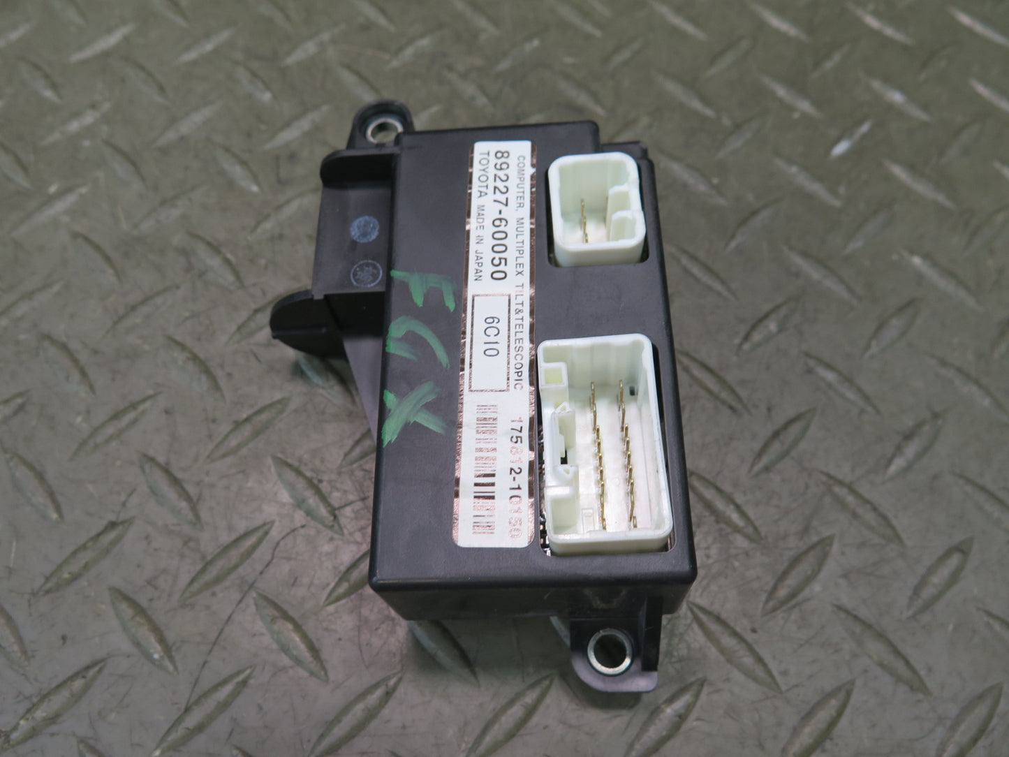 2003-2009 Lexus UZJ120L GX470 Tilt & Telescopic Control Module 89227-60050