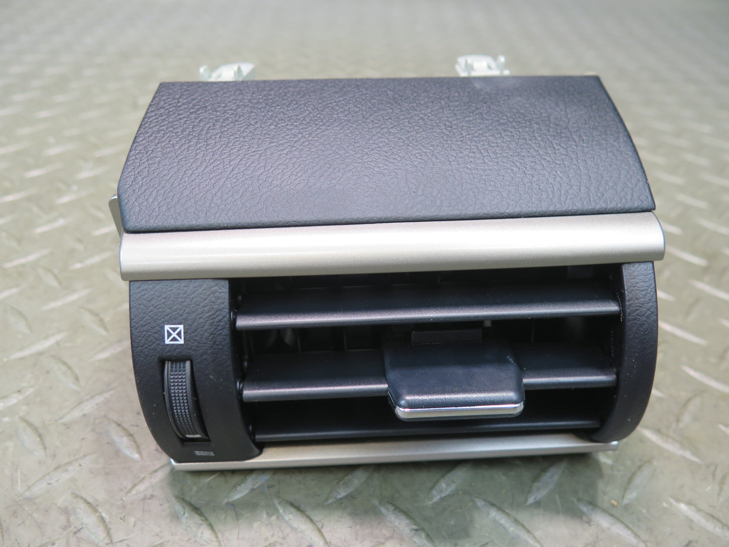 16-20 Lexus GSC16L RC300 F-sport Front Left & Right Dashboard Air Vent Set OEM