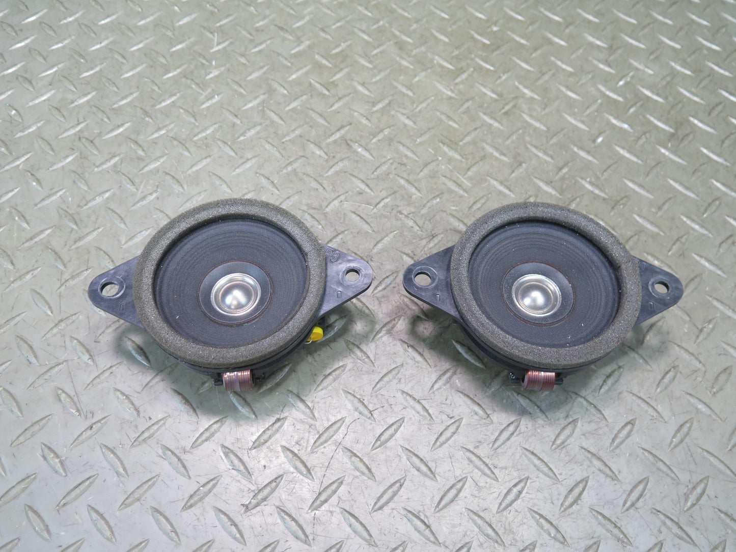 15-25 Lexus GSC16L RC350 RC300 Set of 2 Dash Dashboard Left & Right Speaker OEM