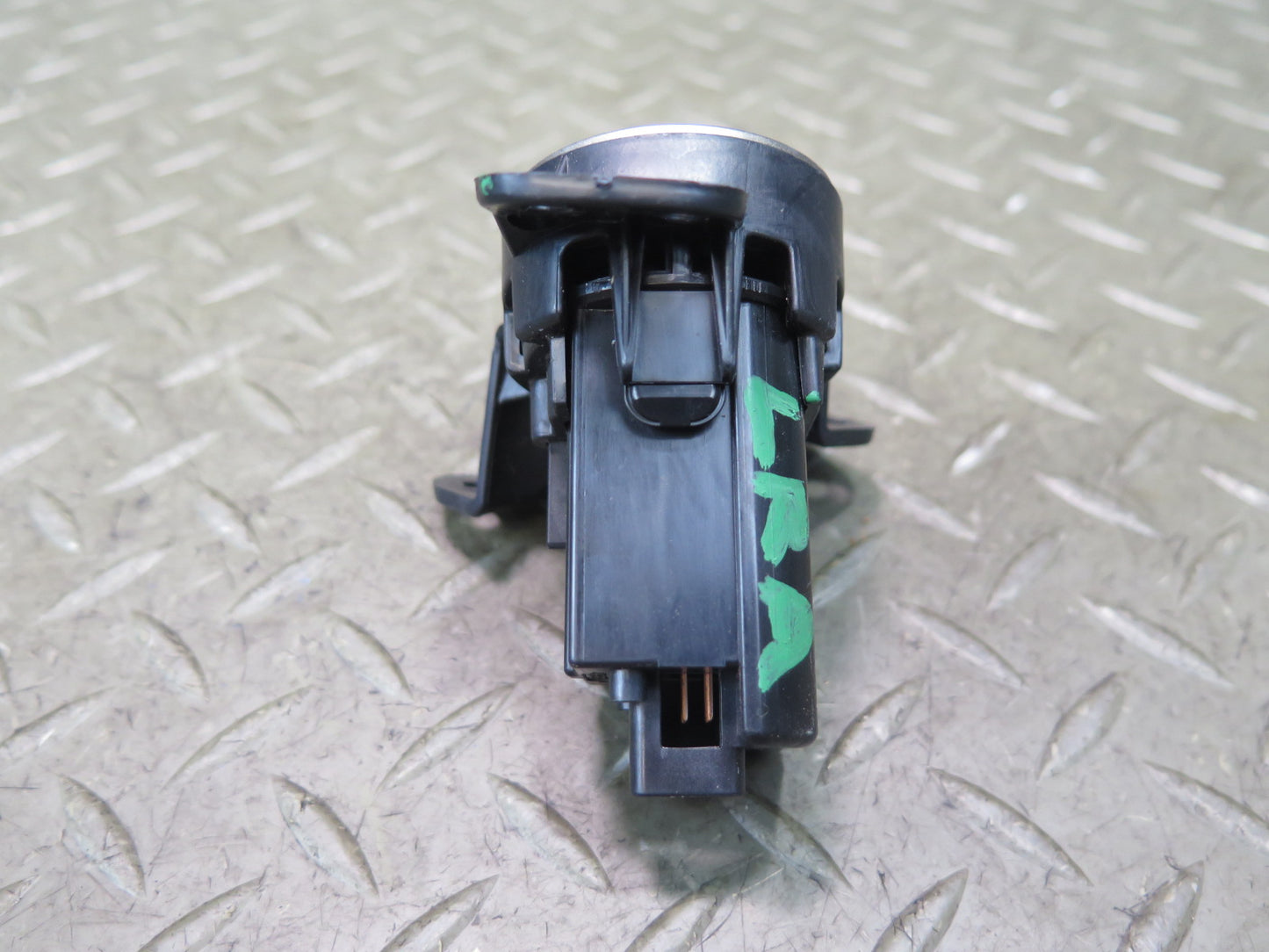 15-23 Lexus GSC16L RC350 RC300 Engine Start Stop Button Switch w Mount OEM